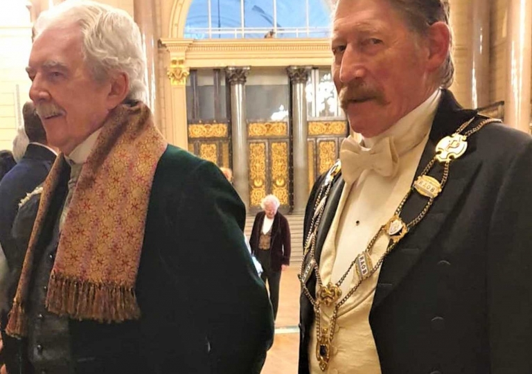 The Mayor 'Walk-on' The Irregulars