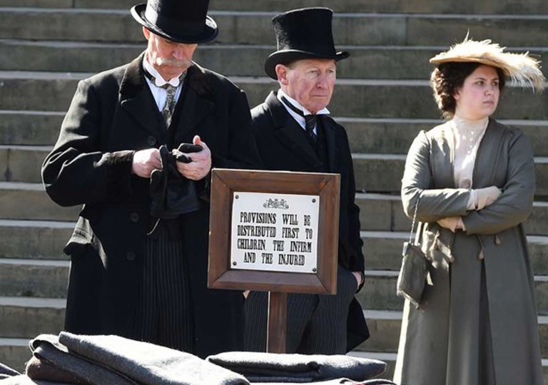 Various parts in BBC's war of the worlds